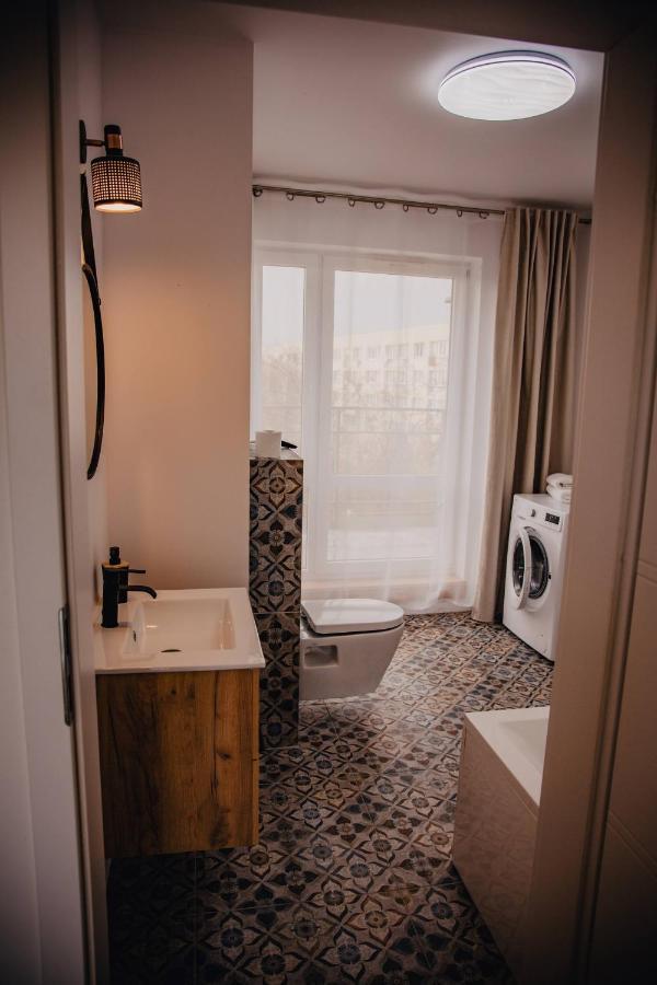 Jbhotels Apartament Premium Plus ชเตชชิน ภายนอก รูปภาพ