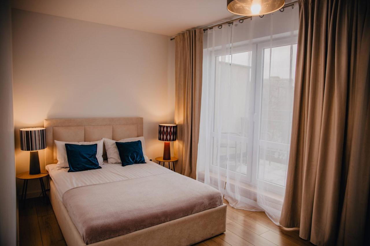 Jbhotels Apartament Premium Plus ชเตชชิน ภายนอก รูปภาพ