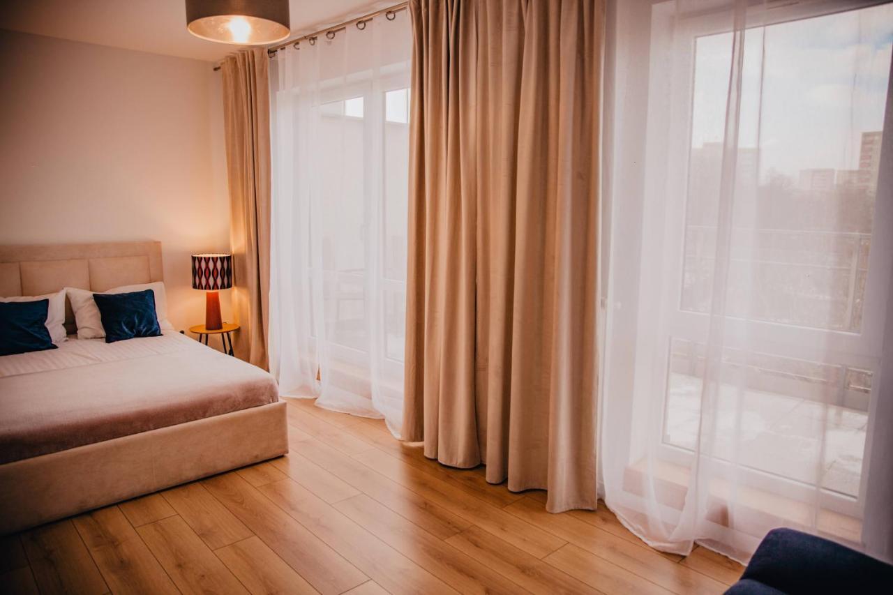 Jbhotels Apartament Premium Plus ชเตชชิน ภายนอก รูปภาพ